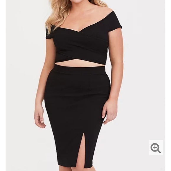 TORRID TOP & SKIRT SET - Picture 2 of 6